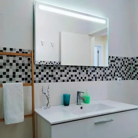 Hello Deluxe Porto