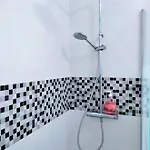 Hello Deluxe