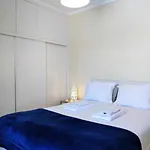 Apartment Hello Deluxe
