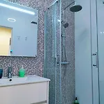 Apartment Hello Deluxe